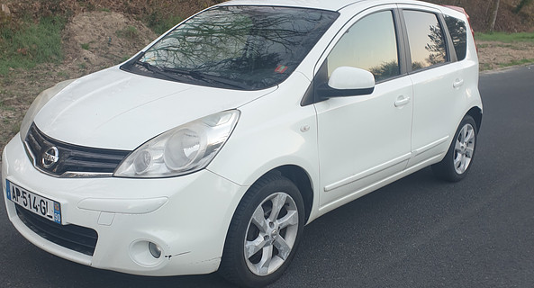 location-NISSAN-Clermont-Ferrand-roadstr