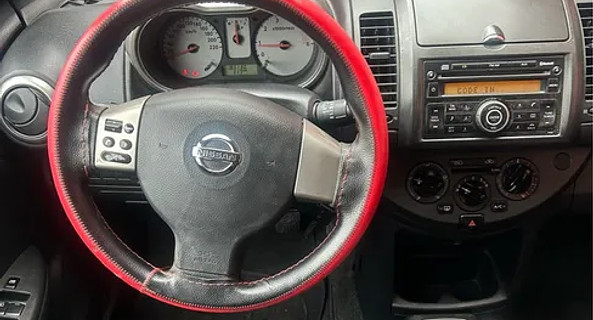 location-NISSAN-Gruissan-roadstr