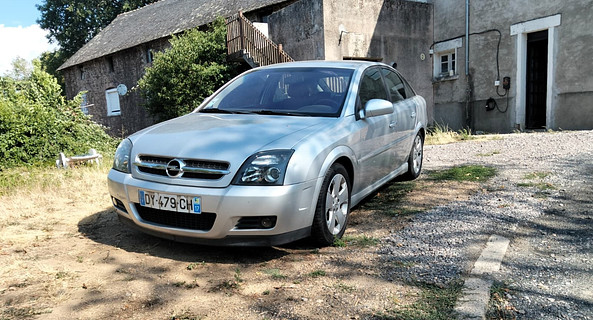 location-OPEL-Beynat-roadstr