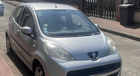 location-PEUGEOT-Saint-Priest-roadstr