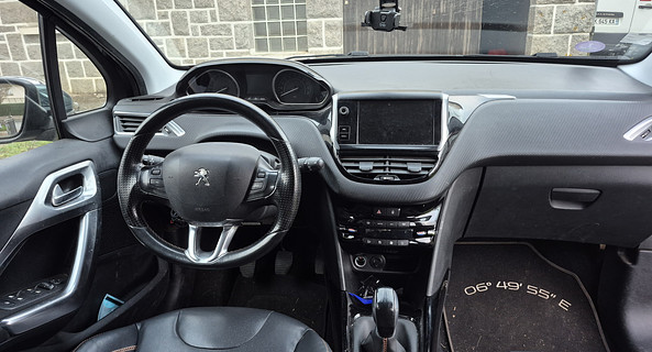 location-PEUGEOT-Chartres-de-Bretagne-roadstr