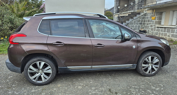 location-PEUGEOT-Chartres-de-Bretagne-roadstr