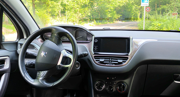 location-PEUGEOT-Saint-Germain-en-Laye-roadstr