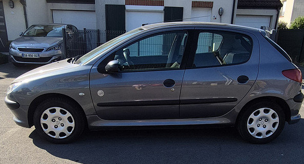 location-PEUGEOT-Bauvin-roadstr
