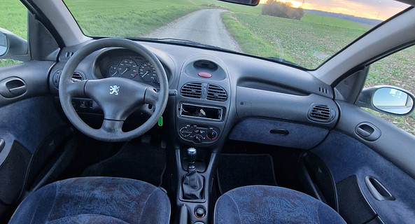 location-PEUGEOT-Abbeville-roadstr