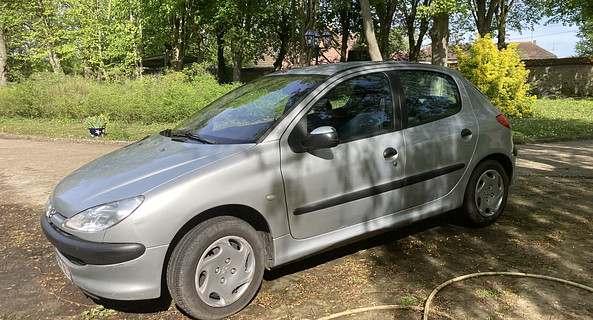 location-PEUGEOT-Asnières-sur-Oise-roadstr