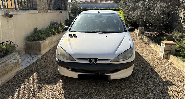 location-PEUGEOT-Berre-l'Étang-roadstr