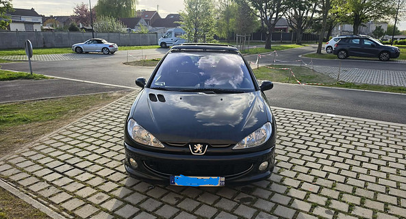 location-PEUGEOT-Mecquignies-roadstr