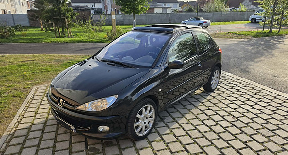 location-PEUGEOT-Mecquignies-roadstr