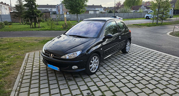 location-PEUGEOT-Mecquignies-roadstr
