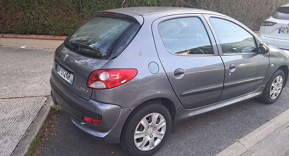 location-PEUGEOT-Torcy-roadstr