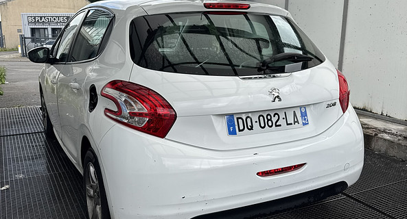 location-PEUGEOT-Saint-Étienne-roadstr
