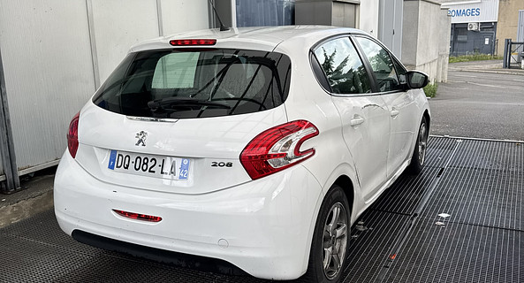 location-PEUGEOT-Saint-Étienne-roadstr