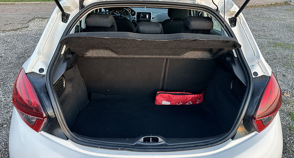 location-PEUGEOT-Arles-roadstr