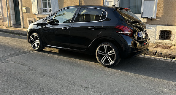 location-PEUGEOT-Châteauroux-roadstr