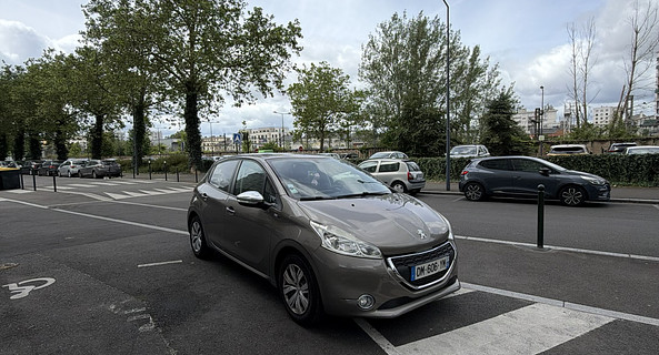 location-PEUGEOT-Fleury-les-Aubrais-roadstr
