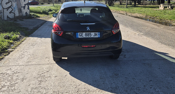 location-PEUGEOT-Garéoult-roadstr