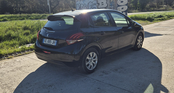 location-PEUGEOT-Garéoult-roadstr