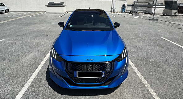 location-PEUGEOT-Nice-roadstr