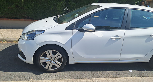 location-PEUGEOT-Torcy-roadstr