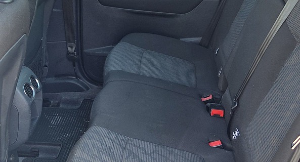 location-PEUGEOT-La Fare-les-Oliviers-roadstr