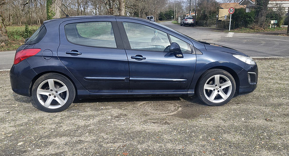 location-PEUGEOT-Le Teich-roadstr