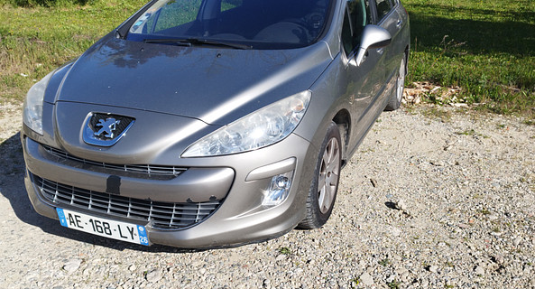 location-PEUGEOT-Valence-roadstr