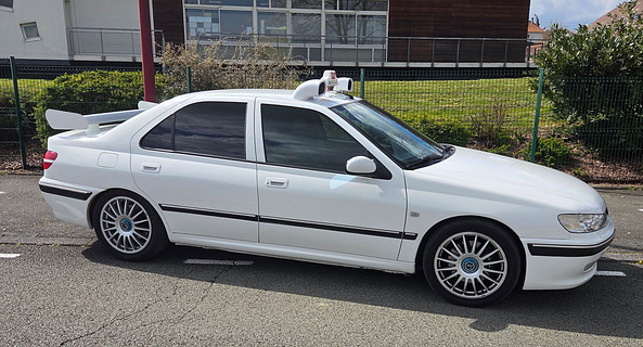 location-PEUGEOT-Cravanche-roadstr