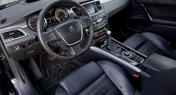 location-PEUGEOT-Paris-roadstr