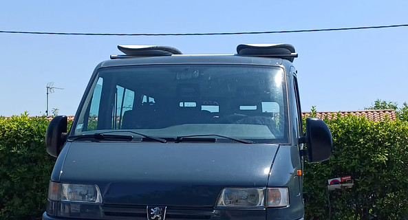 location-PEUGEOT-Biarritz-roadstr
