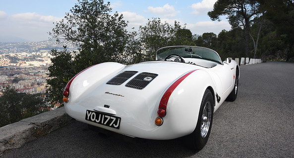 location-PORSCHE-Nice-roadstr