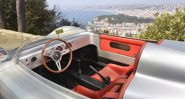 location-PORSCHE-Nice-roadstr