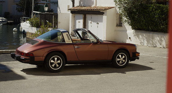 location-PORSCHE-Grimaud-roadstr