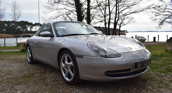 location-PORSCHE-Clichy-roadstr