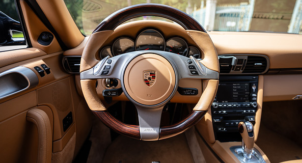 location-PORSCHE-Paris-roadstr