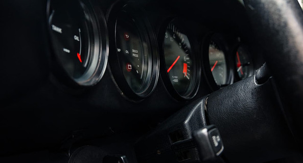 location-PORSCHE-Comps-roadstr