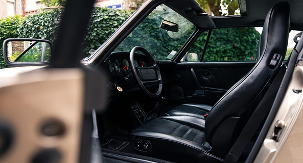 location-PORSCHE-Comps-roadstr