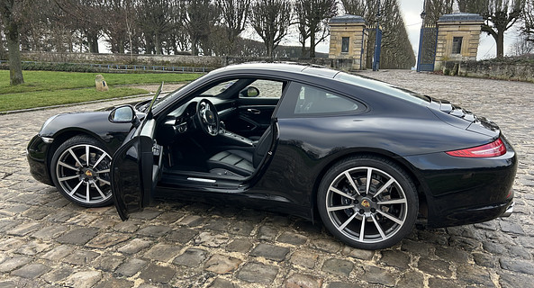 location-PORSCHE-Meudon-roadstr