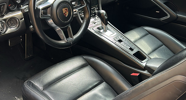 location-PORSCHE-Saint-Cyr-au-Mont-d'Or-roadstr