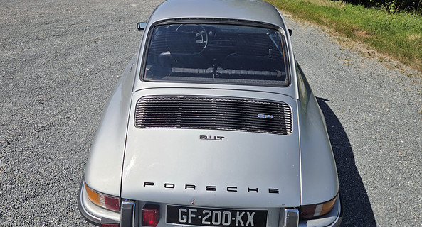 location-PORSCHE-Paris-roadstr