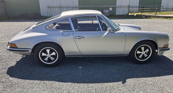 location-PORSCHE-Paris-roadstr