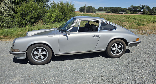 location-PORSCHE-Paris-roadstr