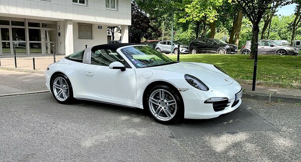 location-PORSCHE-Asnières-sur-Seine-roadstr