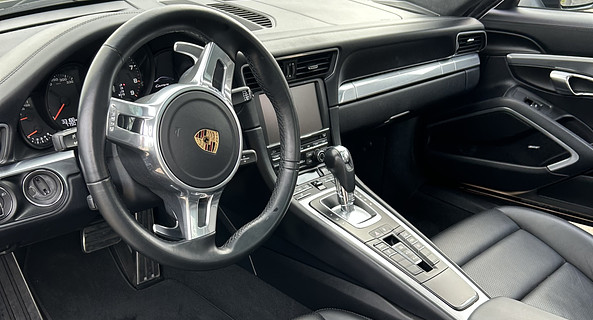 location-PORSCHE-Meudon-roadstr