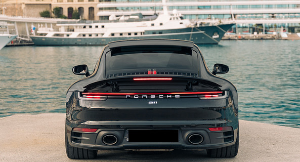 location-PORSCHE-Nice-roadstr
