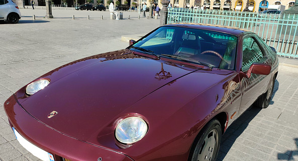 location-PORSCHE-Paris-roadstr