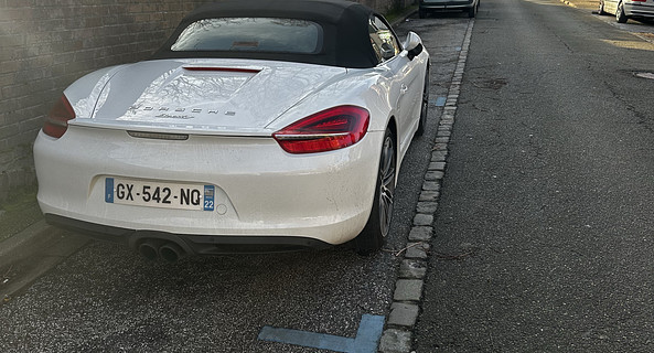 location-PORSCHE-Marly-le-Roi-roadstr