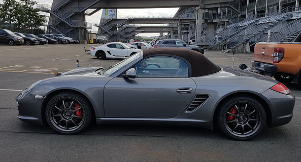 location-PORSCHE-Saint-Mars-la-Brière-roadstr