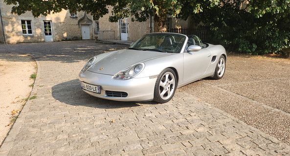 location-PORSCHE-Maillé-roadstr