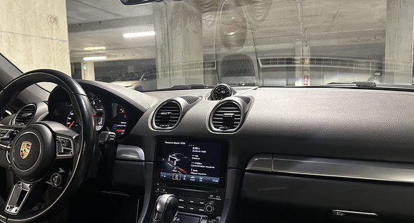 location-PORSCHE-Rueil-Malmaison-roadstr